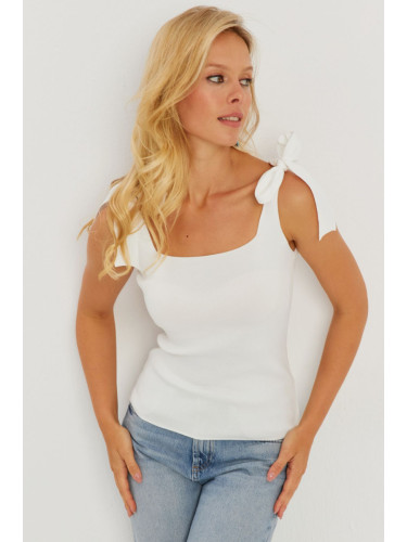 Cool & Sexy Women's White Knitwear Blouse YV236