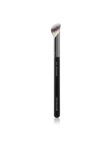 BrushArt Professional B12 Angled concealer brush четка за коректор B12 1 бр.