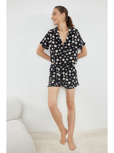 Trendyol Black-Multicolored Floral Patterned Viscose Woven Pajama Set