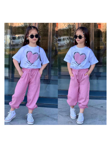 Комплект от тениска в бяло със сърце и панталон в пепел от рози