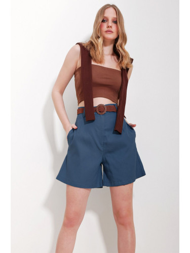 Trend Alaçatı Stili Woman's Dark Blue Straw Weave Strap Gabardine Shorts