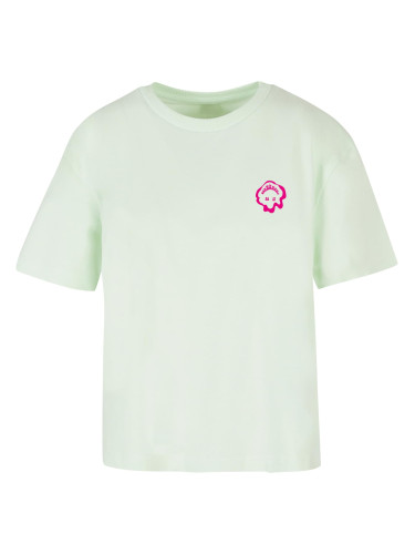 Women's T-shirt Everything Is Nice green