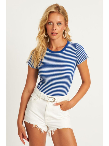 Cool & Sexy Women's Saks-White Striped Blouse