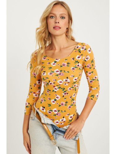 Cool & Sexy Women's Mustard Floral Patterned Snap-On Body RK40