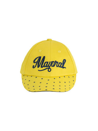 Бебешка шапка в жълт цвят с надпис Mayoral