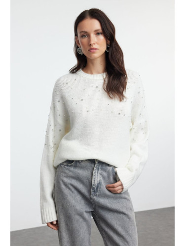 Trendyol Ecru Stone Embroidered Knitted Sweater