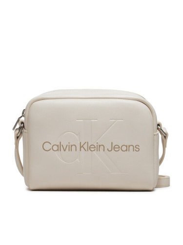 Calvin Klein Jeans Дамска чанта Sculpted Camera Bag18 Mono K60K612220 Екрю