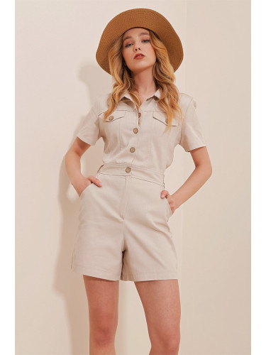 Trend Alaçatı Stili Women's Safari Gabardine Shorts Rompers with Stone Pockets and Button Detailed in the Front