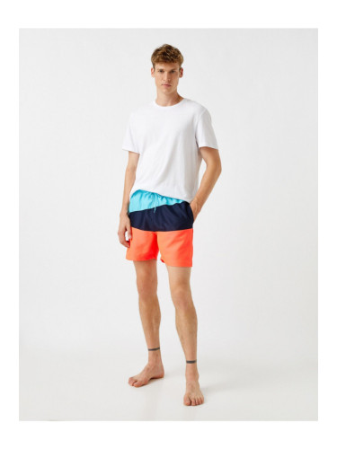 Koton Pocket Detailed Marine Shorts