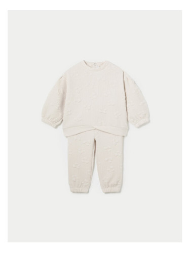 Mayoral Анцуг 2827 Бежов Regular Fit