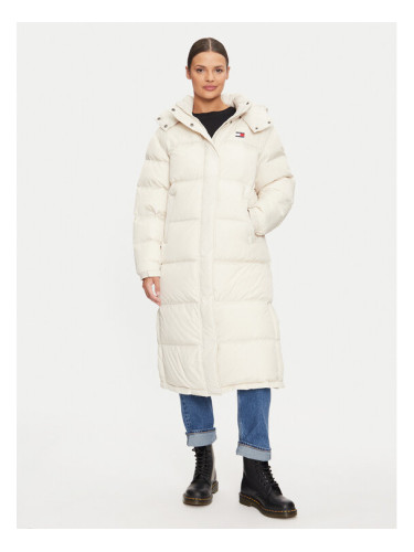 Tommy Jeans Зимно палто Alaska DW0DW18860 Бежов Regular Fit
