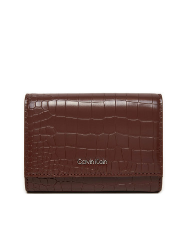 Голям дамски портфейл Calvin Klein Ck Must Md Trifold K60K612453 Кафяв