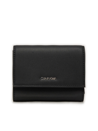 Голям дамски портфейл Calvin Klein Ck Must Md Trifold W/Zip K60K612450 Черен