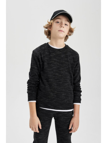 DEFACTO Boy's Crew Neck Sweatshirt