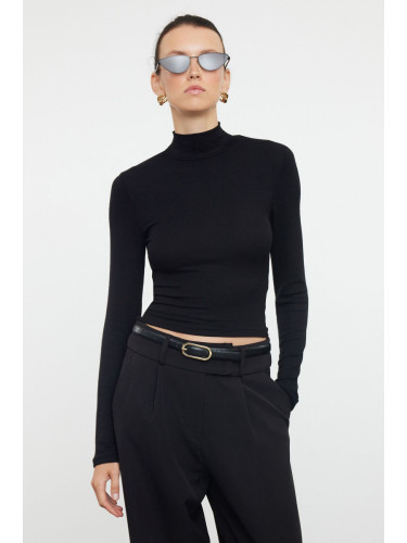 Trendyol Black High Collar Crop/Short Slim/Fitting Knitted Blouse