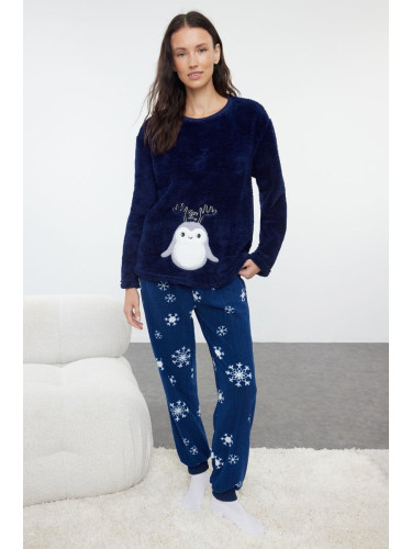 Trendyol Navy Blue Animal and Winter Patterned Wellsoft Winter Knitted Pajama Set