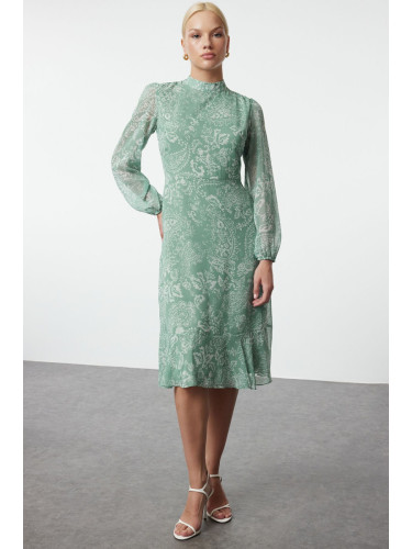 Дамска рокля Trendyol Floral