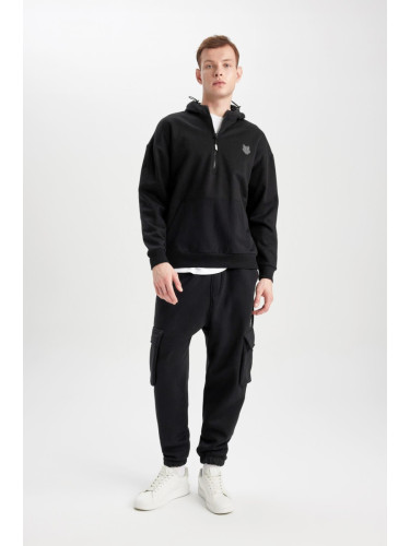 DEFACTO Oversize Fit Wide Cut Cargo Pocket Sweatpants