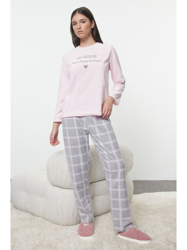 Trendyol Powder Plaid Slogan and Heart Embroidered Fleece Winter Knitted Pajamas Set