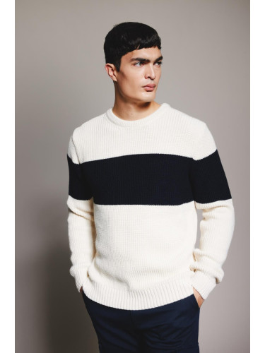 DEFACTO Standard Fit Regular Cut Striped Crew Neck Knitwear Sweater