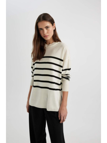 DEFACTO Relax Fit Soft Texture Striped Crew Neck Basic Plain Sweater Tunic