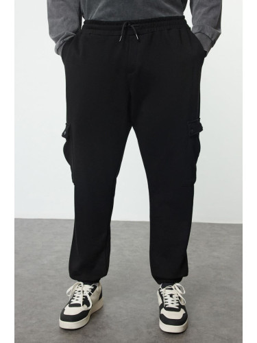 Trendyol Plus Size Black Oversize/Wide Cut Cargo Pocket Thick Elastic Leg Sweatpants