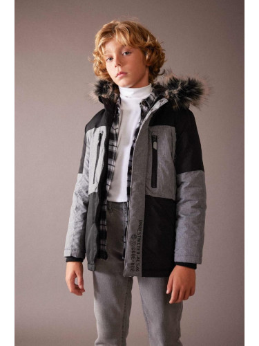 DEFACTO Boy's Water Repellent Hooded Detachable Faux Für Fleece Lined Puffer Coat