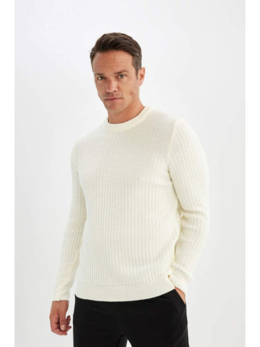 DEFACTO Ecru Standard Fit Regular Cut Crew Neck Waffle Textured Knitwear Sweater