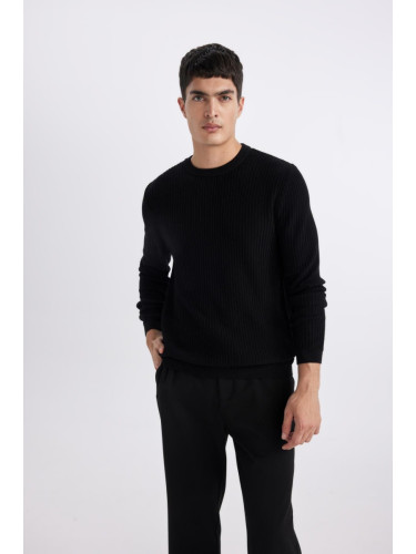 DEFACTO Standard Fit Crew Neck Sweater