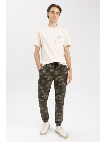 DEFACTO Regular Fit Camouflage Patterned Trousers