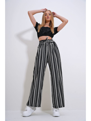 Trend Alaçatı Stili Women's Black Elastic Waist Patterned Palazzo Trousers