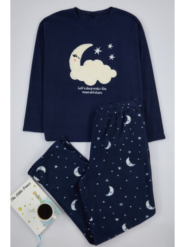 Trendyol Curve Navy Blue Galaxy Patterned Fleece Knitted Pajama Set