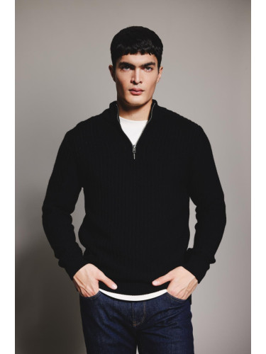 DEFACTO Standard Fit Half Zipper Knitwear Sweater