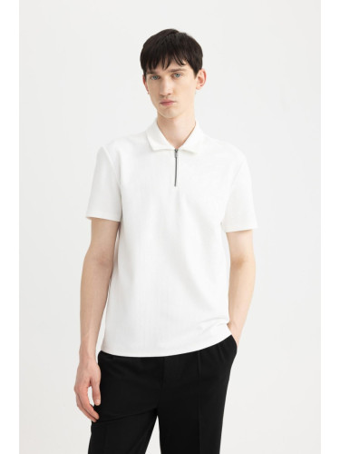 DEFACTO Regular Fit Zipper Collar Short Sleeve Polo T-Shirt