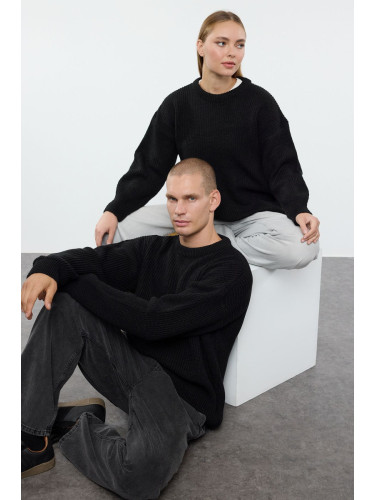 Trendyol Black Oversize Couple Crew Neck Plain Knitwear Sweater