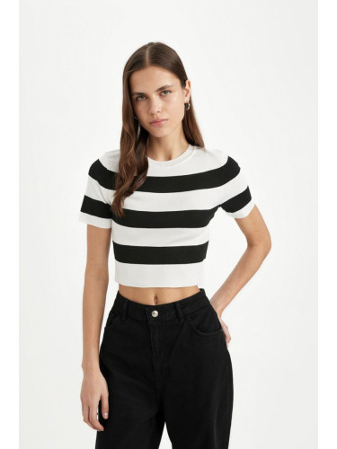 DEFACTO Crop Striped Crew Neck Short Sleeve Knitted T-Shirt