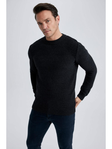 DEFACTO Standard Fit Crew Neck Knitwear Sweater