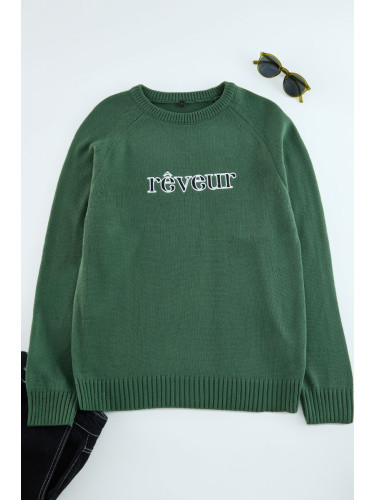 Trendyol Green Regular Crew Neck Slogan Knitwear Sweater