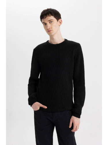 DEFACTO Black Standard Fit Regular Cut Crew Neck Textured Knitwear Sweater