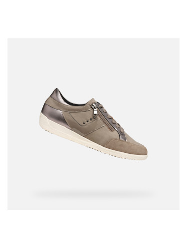 Beige women's sneakers Geox Myria - Women's