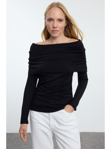 Trendyol Black Premium Yarn/Special Yarn Carmen Collar Knitwear Sweater