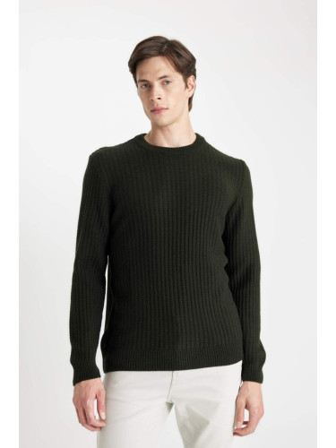 DEFACTO Dark Green Standard Fit Regular Cut Crew Neck Waffle Textured Knitwear Sweater