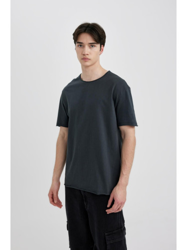 DEFACTO Regular Fit Crew Neck Short Sleeve T-Shirt