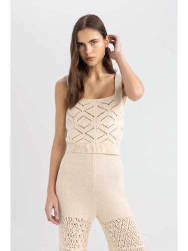 DEFACTO Crop Square Neck Crochet Undershirt