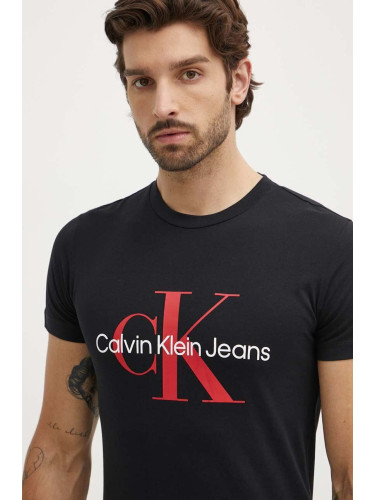 Памучна тениска Calvin Klein Jeans в черно с принт J30J320935