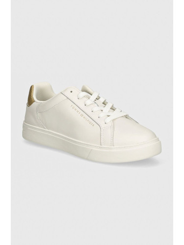 Кожени маратонки Tommy Hilfiger ESSENTIAL COURT SNEAKER METALLIC в бяло FW0FW08350