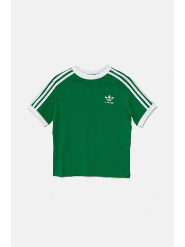 Детска памучна тениска adidas Originals 3STRIPES TEE в зелено IY7431