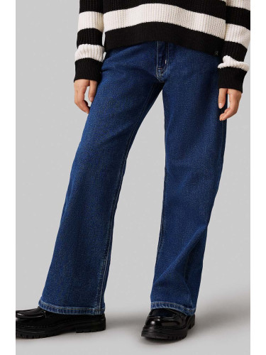 Детски дънки Calvin Klein Jeans BOOTCUT AUTH CITY в IG0IG02603