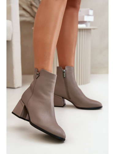 Elegant insulated women's ankle boots made of natural leather beige Vinceza