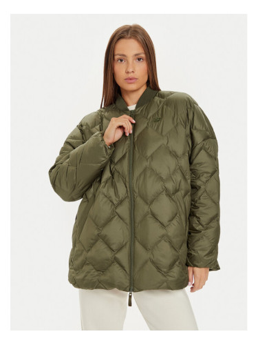 New Balance Пухено яке WJ43503 Зелен Loose Fit